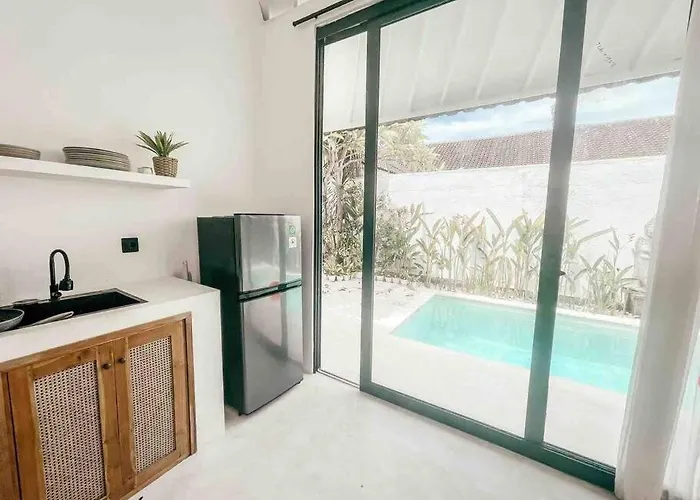 Renovated 2bd Oasis With Pool - Casaera In Main Hub * سمينياك