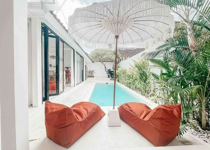 Renovated 2bd Oasis With Pool - Casaera In Main Hub سمينياك